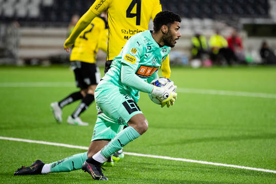 Häckens målvakt Jonathan Ursin Rasheed