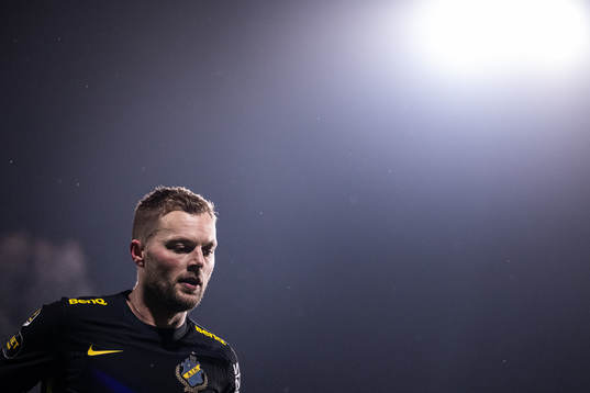 s Sebastian Larsson