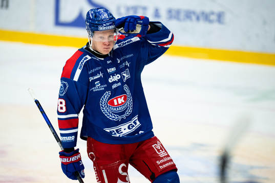 Oskarshamns Fredrik Olofsson jublar