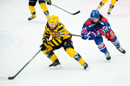 Skellefteås Oskar Nilsson och Oskarshamns Cameron Brace