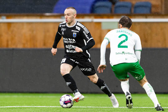 Sirius Aron Bjarnason och Hammarbys Simon Sandberg