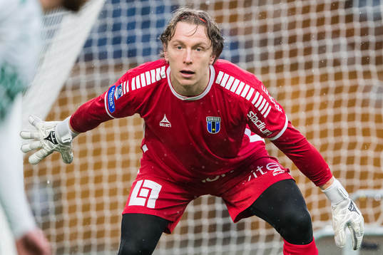 Sirius målvakt August Ahlin