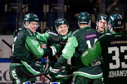 Färjestads Gustav Rydahl och Daniel Viksten jublar