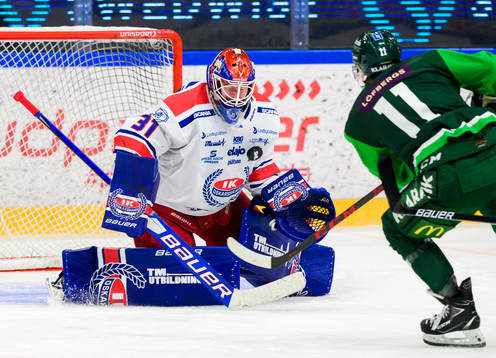 Oskarshamns målvakt Tim Juel och Färjestads Joakim Nygård
