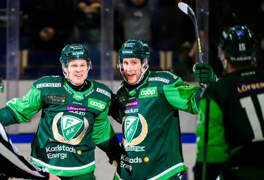 Färjestads Daniel Viksten och Per Åslund jublar