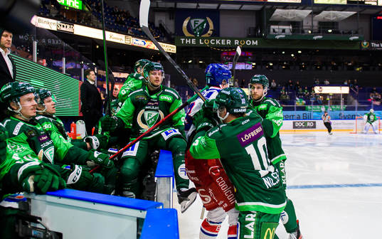 Oskarshamns Fredrik Olofsson i bråk med Färjestads Jacob