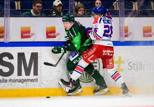 Färjestads Oscar Lawner och Oskarshamns Lukas Pilö