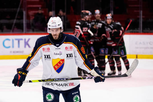 Djurgårdens Paul Carey deppar