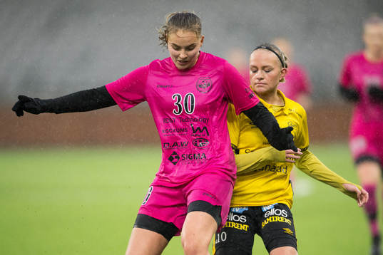 Göteborgs DFF's Anna Herrmansson och Elfsborgs Matilda