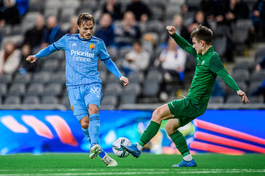 Djurgårdens Pierre Bengtsson och Mettas Jegors Novikovs