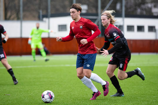 Örgrytes William Svensson och Trollhättans Nils Berner