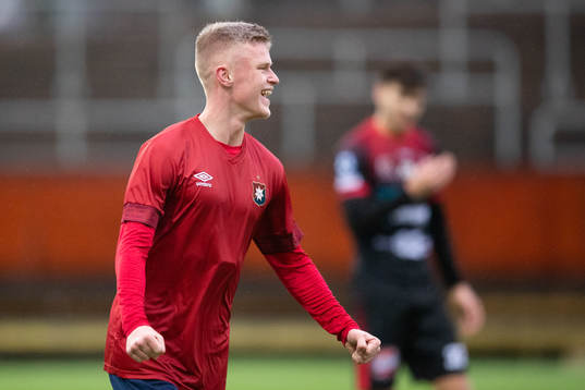 Örgrytes Olle Johansson jublar