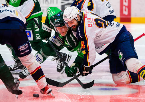 Färjestads Gustav Rydahl och Djurgårdens Ludvig Rensfeldt
