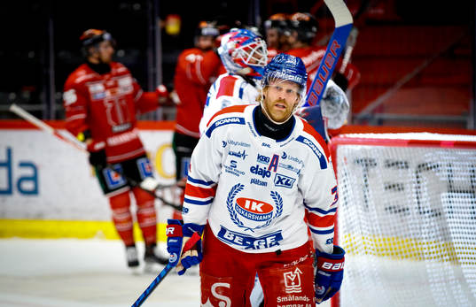 Oskarshamns Philip Samuelsson deppar vid 1-0
