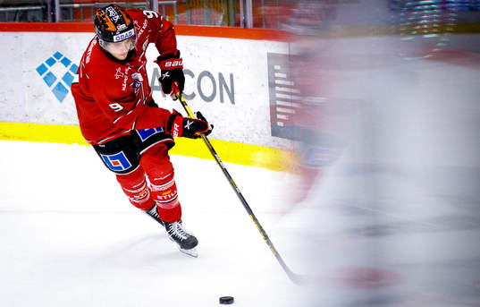 Örebros Nick Halloran