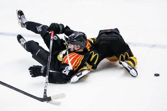 Brynäs Oskar Kvist och Skellefteås Linus Lindström