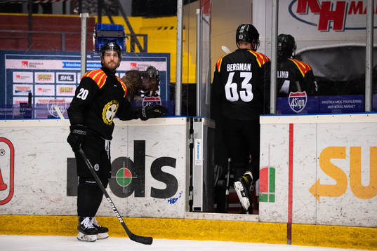 Brynäs Oula Palve och Julius Bergman deppar