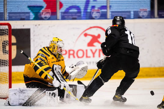 Skellefteås målvakt Strauss Mann