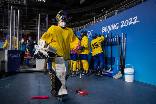 Goaltender Emma Söderberg of Sweden