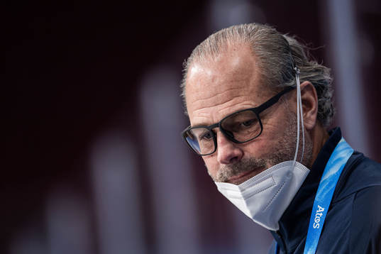 Assistant coach Andreas Spångberg of Sweden