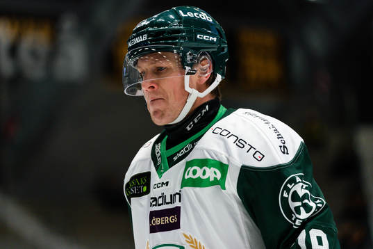 Färjestads Patrik Lundh deppar