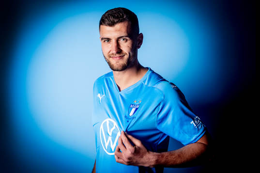 Malmö FF presenterar Matej Chalus som ny spelare 2