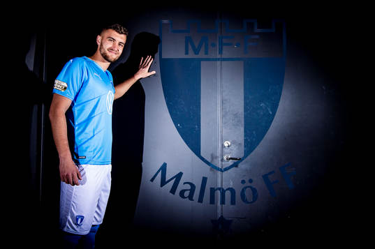 Malmö FF presenterar Matej Chalus som ny spelare 2