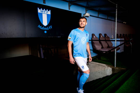 Malmö FF presenterar Matej Chalus som ny spelare 2