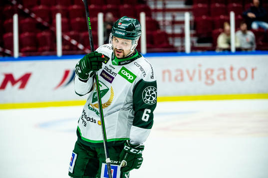 Färjestads Mikael Wikstrand deppar