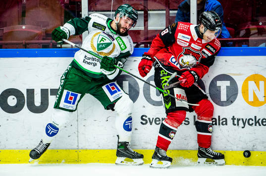 Färjestads Jesse Virtanen mot Malmö Redhawks Johan