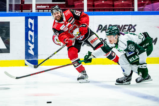 Malmö Redhawks Rikard Olsén mot Färjestads Joakim Nygård