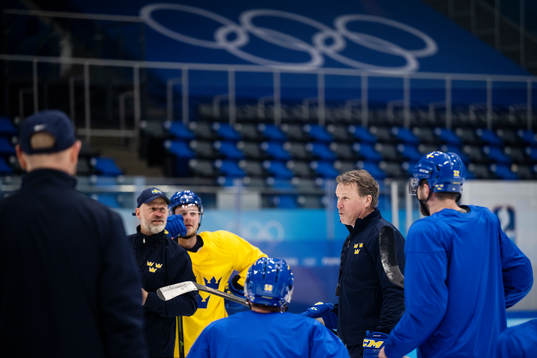 head coach Johan Garpenlöv of the Swedish national men's