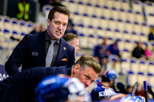 Växjös tränare Sam Hallam