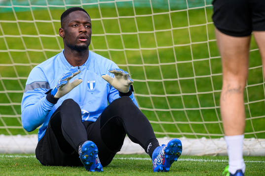 Målvakt Ismael Diawara