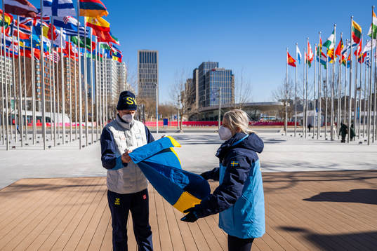 Freeskier Oliwer Magnusson and ice hockey player Emma