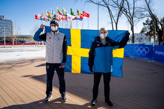 Freeskier Oliwer Magnusson and ice hockey player Emma