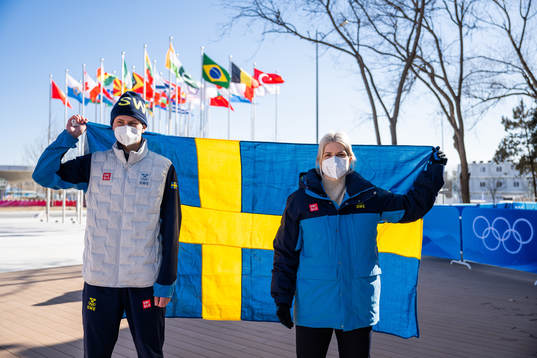 Freeskier Oliwer Magnusson and ice hockey player Emma