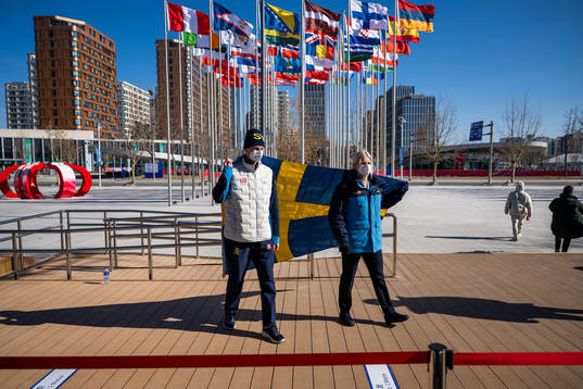Freeskier Oliwer Magnusson and ice hockey player Emma