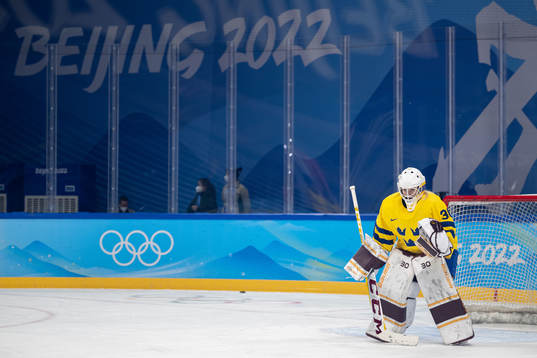 Goaltender Emma Söderberg of Sweden