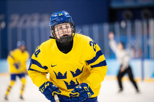 Felizia Wikner-Zienkiewicz of Sweden in the women’s ice