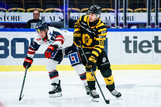 Linköpings Broc Little och Skellefteås Joakim Lindström