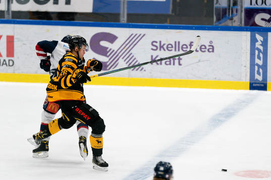 Linköpings Jesper Pettersson och Skellefteås Simon