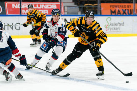 Linköpings Benjamin Maxwell och Skellefteås Filip Roos