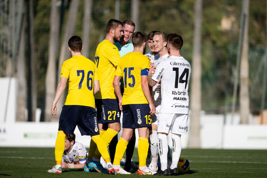 Gustav Berggren of Häcken reacts