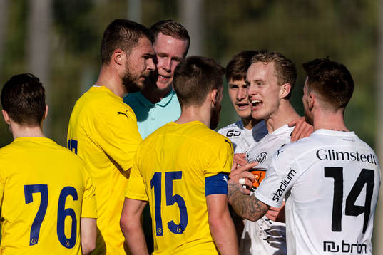 Gustav Berggren of Häcken reacts