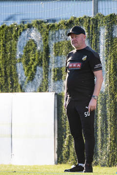 Head coach  Per-Mathias Høgmo of Häcken