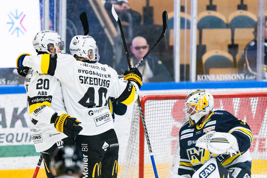 Västerås Mathias From och Isak Skedung jublar