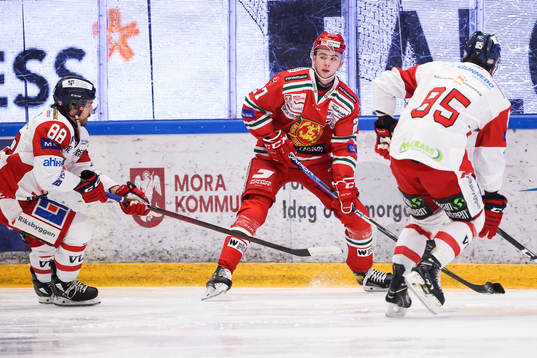 Moras Isac Rosen och Västerviks Skyler McKenzie