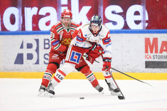 Västerviks Sebastian Benker och Moras Kalle Miketinac