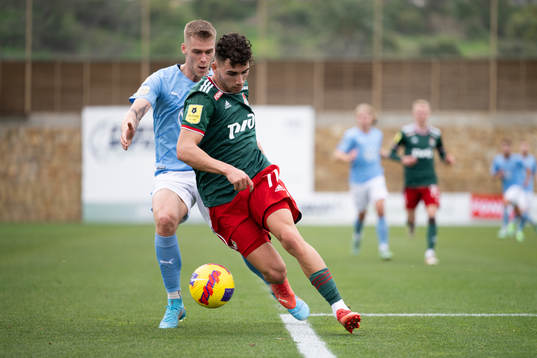 Felix Beijmo of Malmö FF and Rifat Zhemaletdinov of